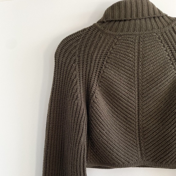 A.L.C. Ribbed Crop Wool Sweater - Picture 10 of 12